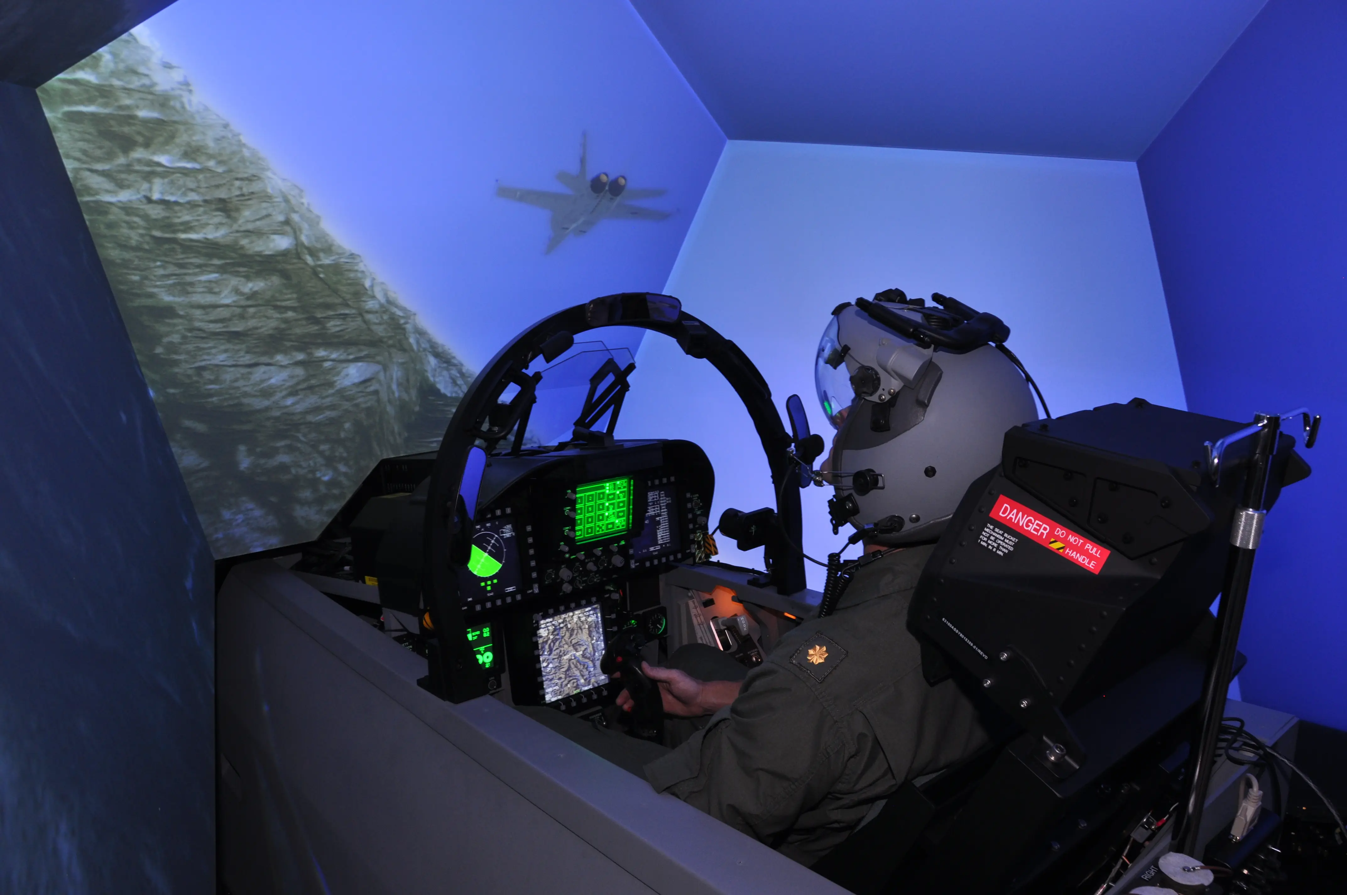 Systèmes d’entraînement F/A-18