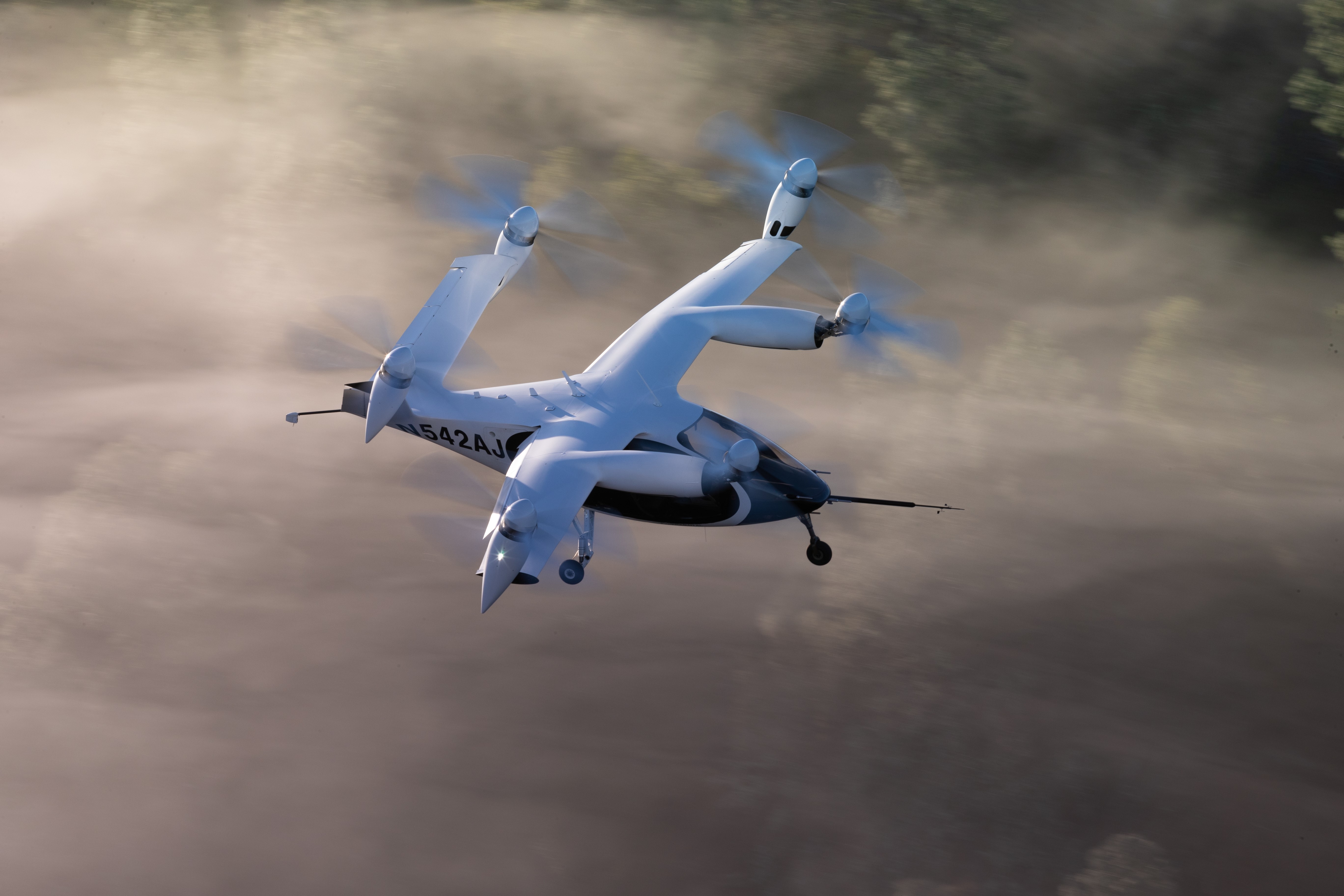 The all-electric Joby aircraft in flight above the company's Electric Flight Base in California
Click here to download picture in high resolution: https://www.cae.com/media/documents/Joby_aircraft_in_flight.jpg (CNW Group/CAE INC.)
